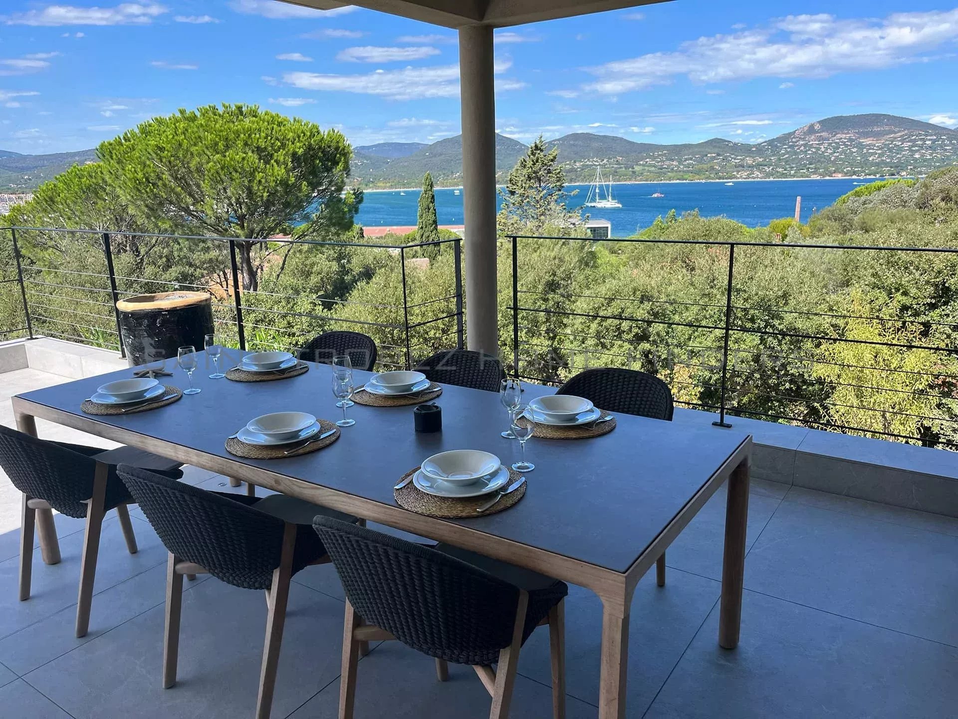 STHF5358-23 Wonderful newbuilt villa with sea view - ST TROPEZ HOME FINDERS
