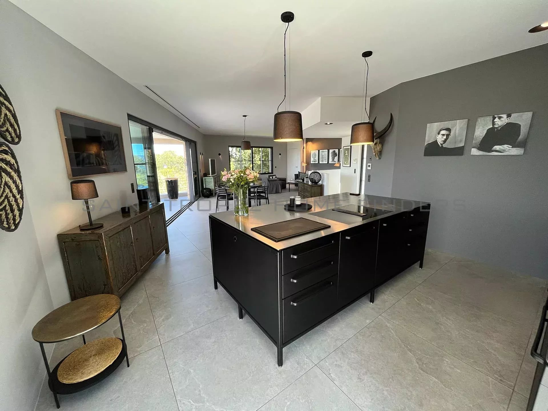 STHF5358-23 Wonderful newbuilt villa with sea view - ST TROPEZ HOME FINDERS
