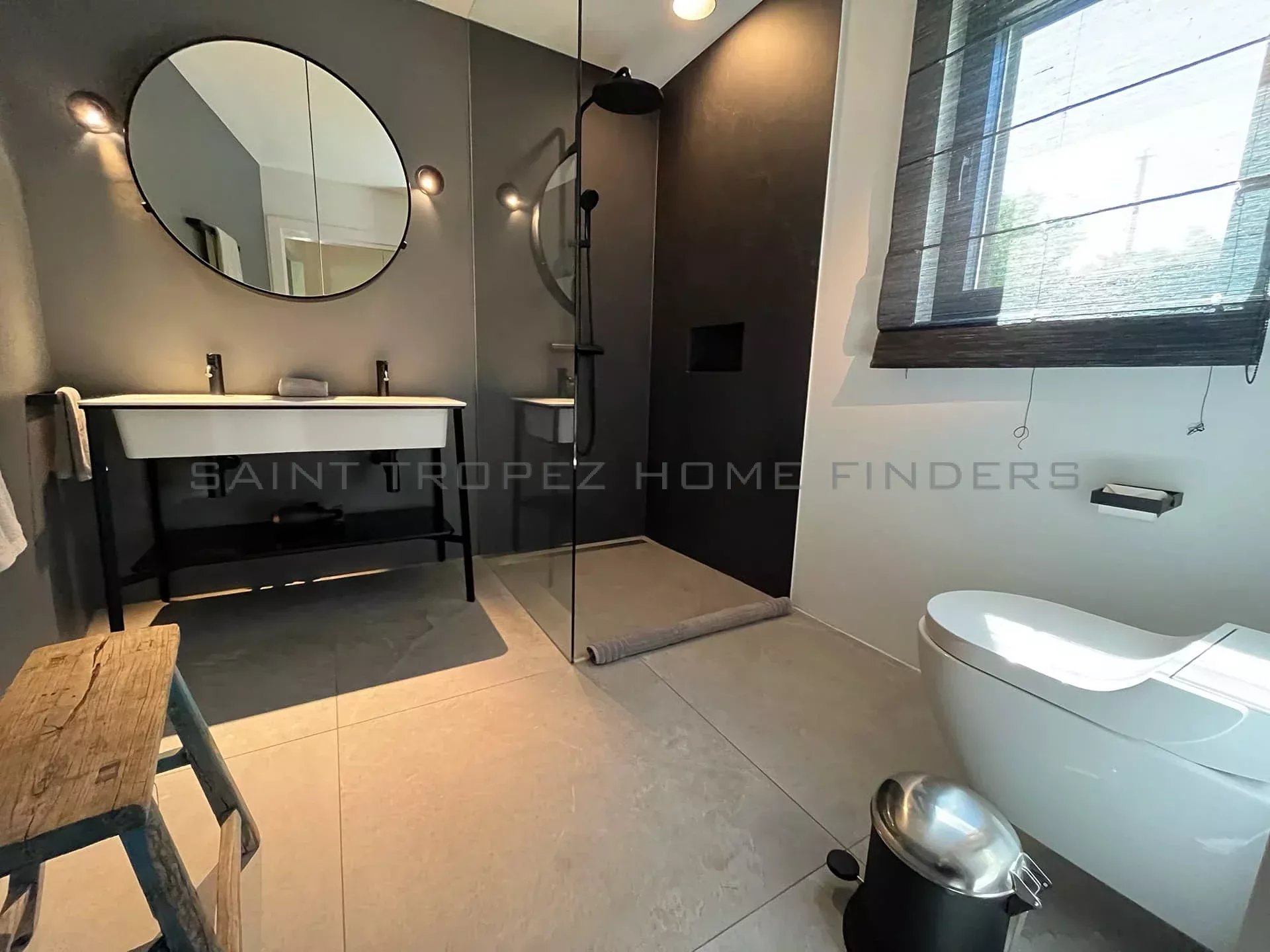 STHF5358-23 Wonderful newbuilt villa with sea view - ST TROPEZ HOME FINDERS