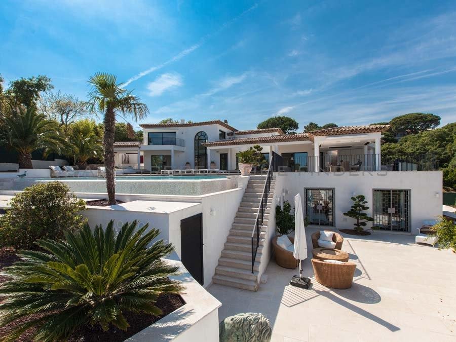 STHF1570S Fabulous villa with sea view - ST TROPEZ HOME FINDERS