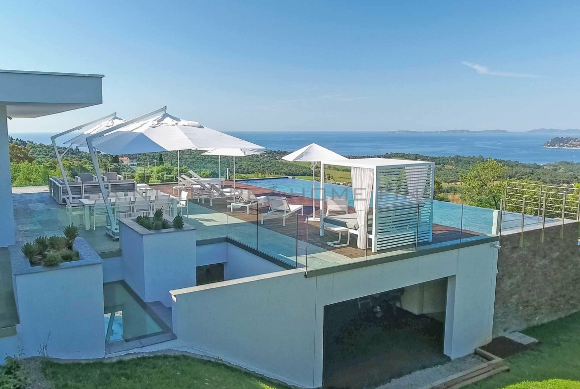 STHF5324 Villa neuve avec vue mer panoramique - ST TROPEZ HOME FINDERS