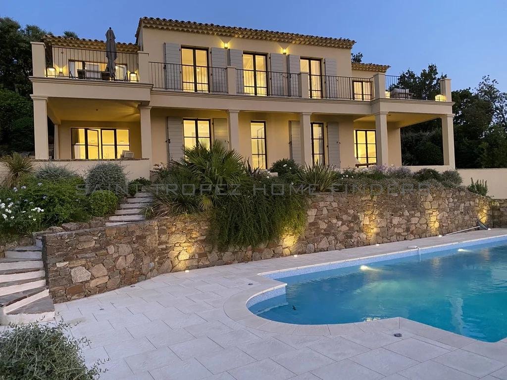  Villa moderne neuve avec vue mer panoramique - ST TROPEZ HOME FINDERS
