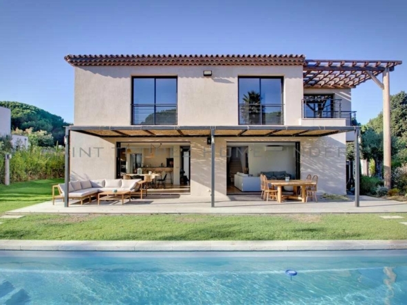 Newbuilt villa in walking distance to the beach St Tropez Home Finders