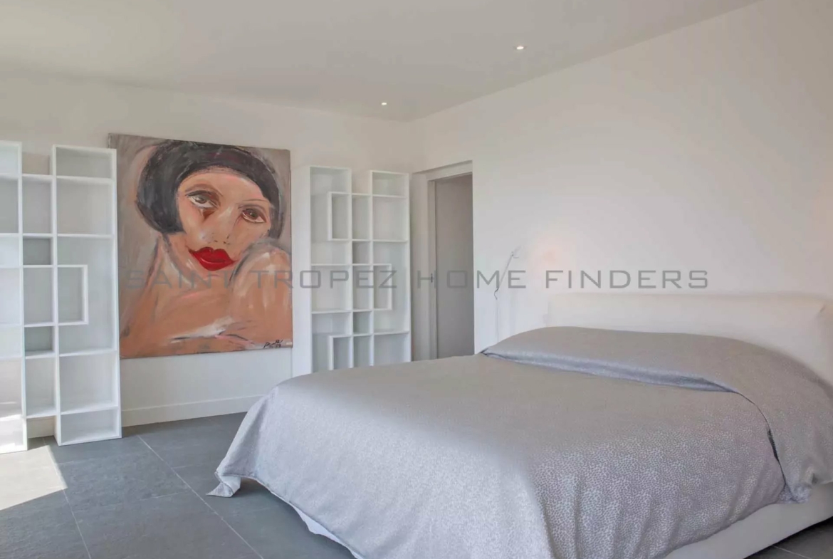  Neu erbaute Villa mit Panoramablick - ST TROPEZ HOME FINDERS