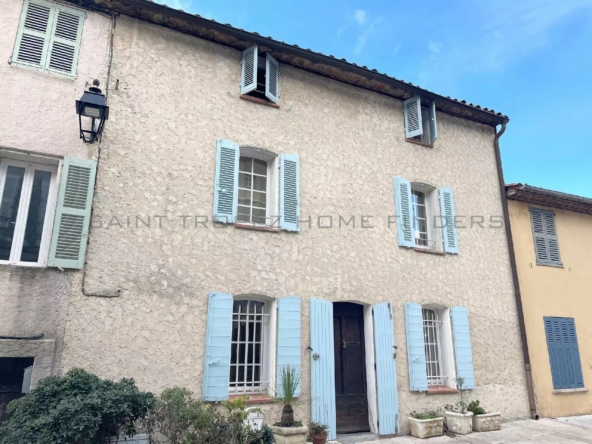 GASSIN VILLAGE - HOUSE WITH TERRACE WITH PANORAMIC VIEW St Tropez Home Finders