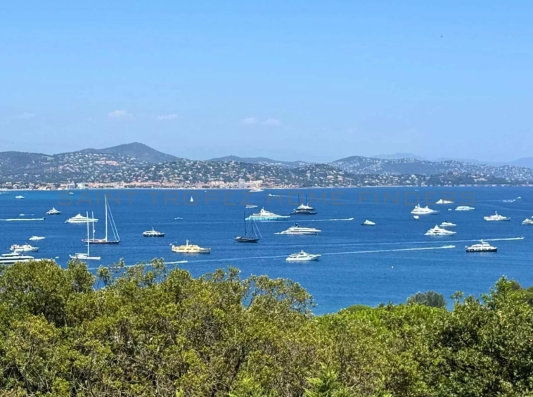 Location: Villa vue mer à Gassin St Tropez Home Finders