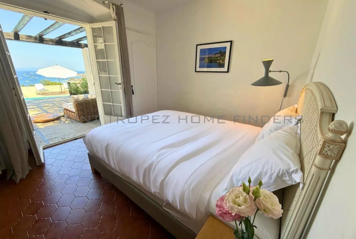  For rent: villa with panoramic sea view - ST TROPEZ HOME FINDERS