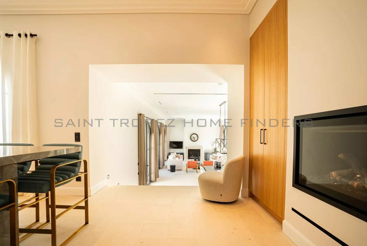  A vendre Villa Saint Tropez centre - ST TROPEZ HOME FINDERS