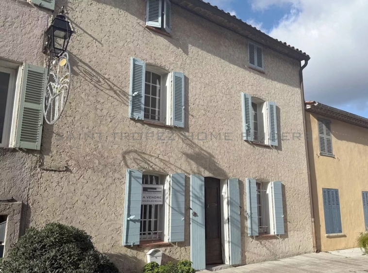 GASSIN VILLAGE - HAUS MIT TERRASSE UND PANORAMISCHEM BLICK St Tropez Home Finders