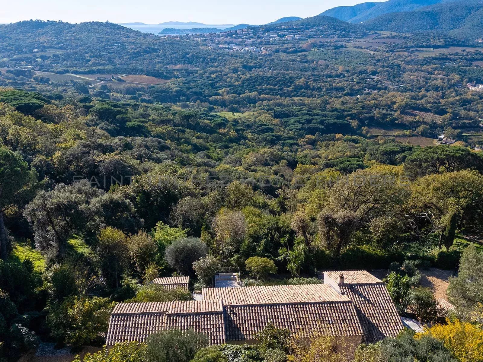  For sale: Villa with sea view in Gassin village - ST TROPEZ HOME FINDERS