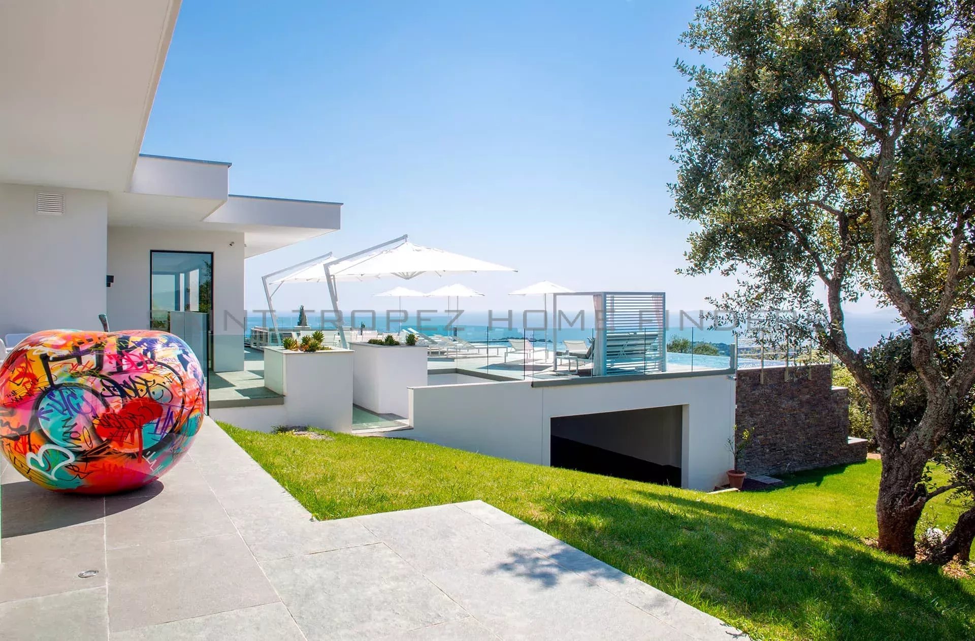  Contemporary villa with panoramic sea view - ST TROPEZ HOME FINDERS