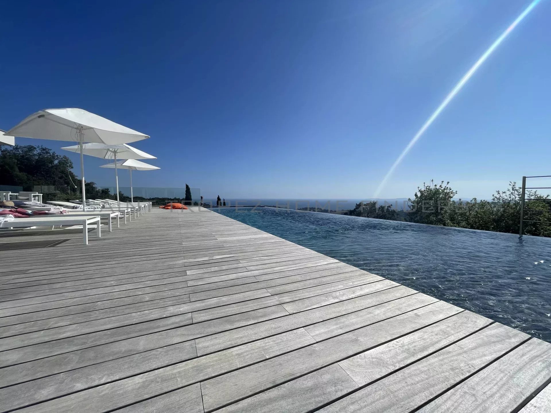  Contemporary villa with panoramic sea view - ST TROPEZ HOME FINDERS