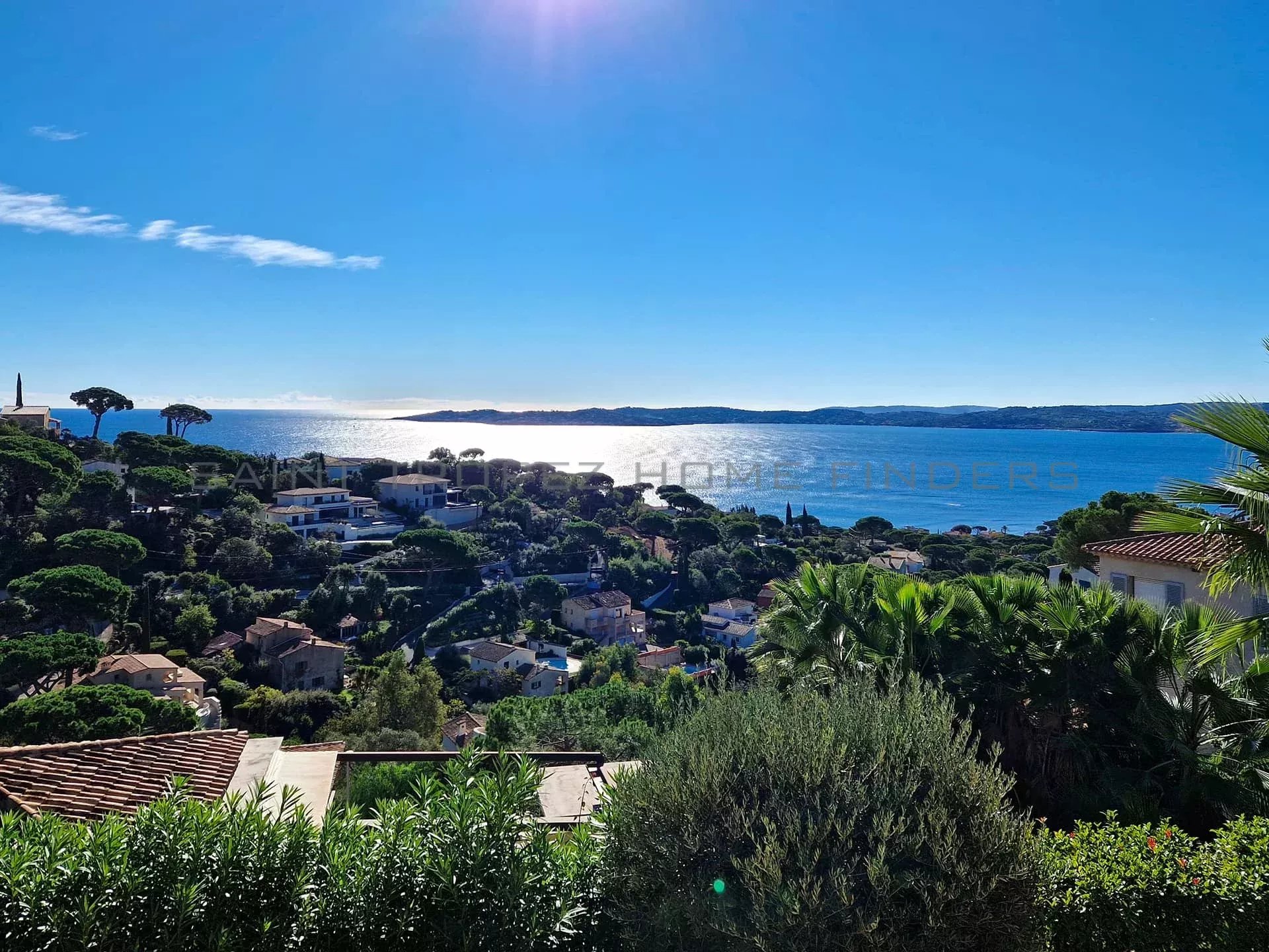  Wonderful villa with sea view - ST TROPEZ HOME FINDERS