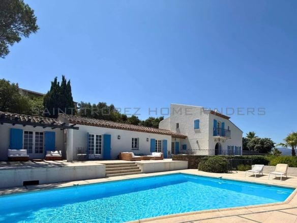 For rent: villa with panoramic sea view St Tropez Home Finders