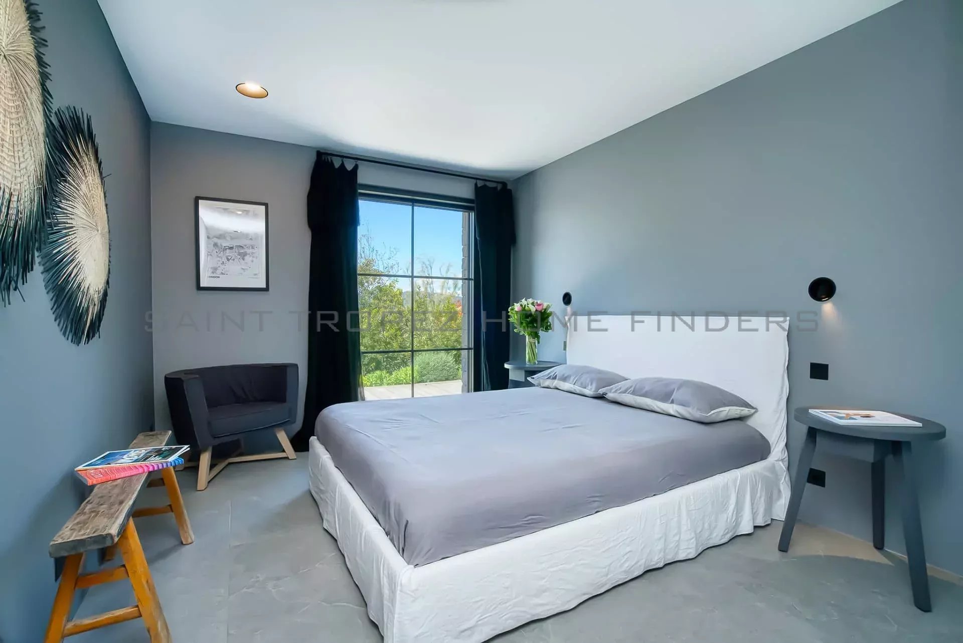 STHF5358-21 Superbe villa neuve avec vue mer - ST TROPEZ HOME FINDERS STHF5358-21 Superbe villa neuve avec vue mer - ST TROPEZ HOME FINDERS
