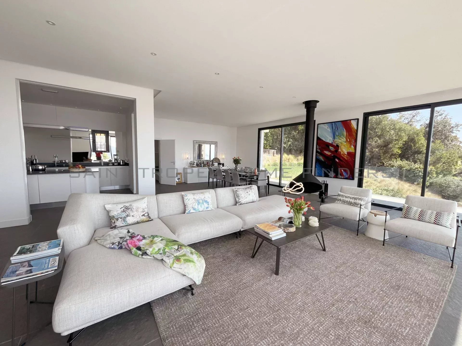 STHF5324 Villa contemporaine avec vue mer panoramique - ST TROPEZ HOME FINDERS STHF5324 Villa contemporaine avec vue mer panoramique - ST TROPEZ HOME FINDERS