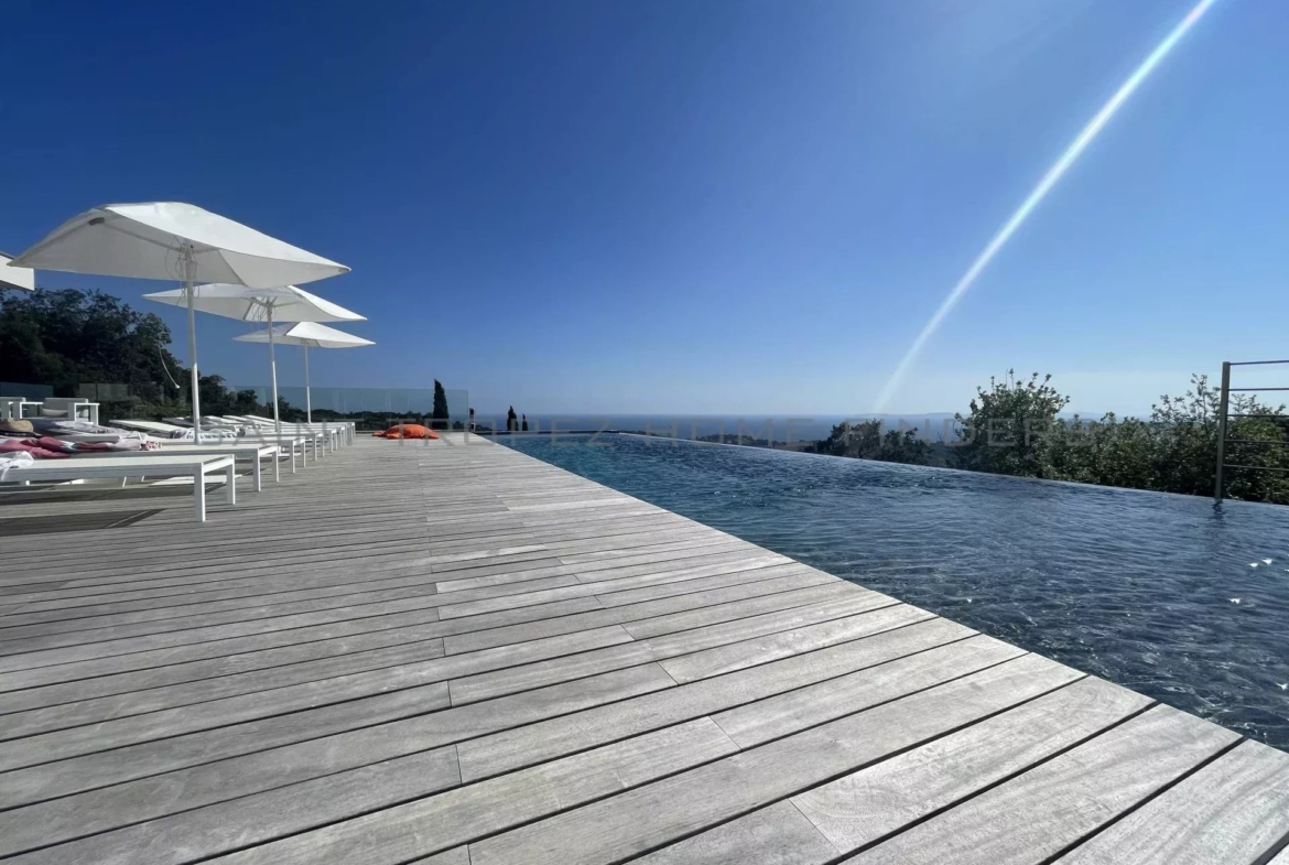 STHF5324 Villa contemporaine avec vue mer panoramique - ST TROPEZ HOME FINDERS